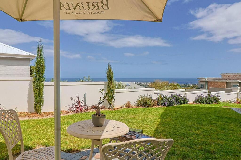 The View, Studio Hermanus Esterno foto