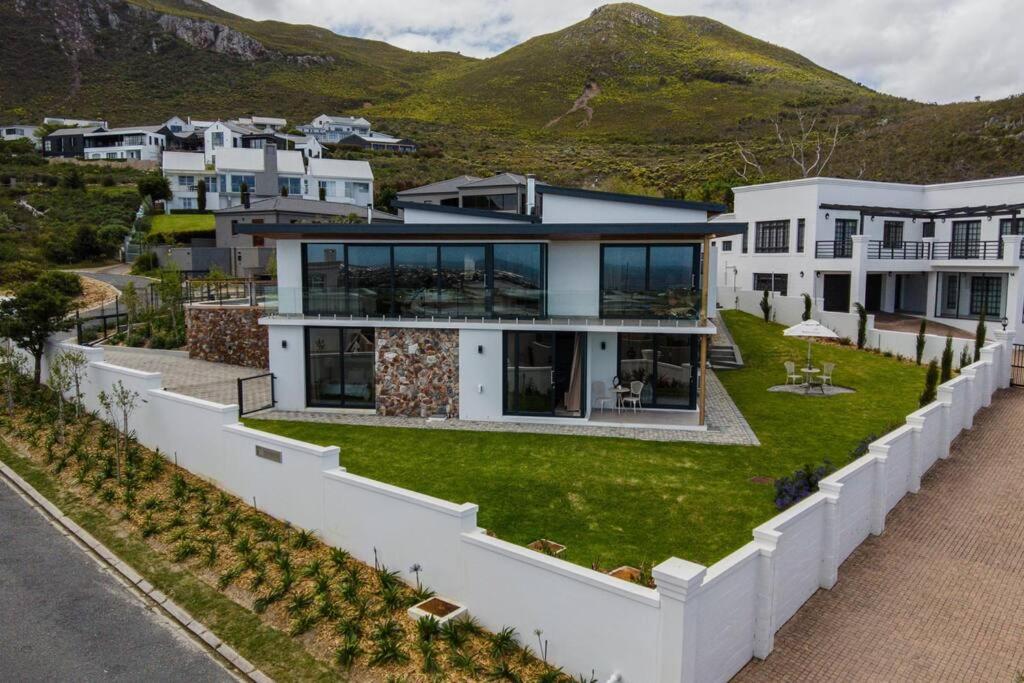 The View, Studio Hermanus Esterno foto