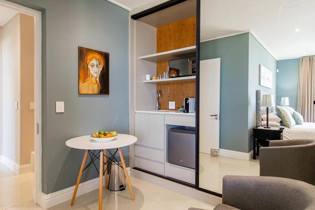 The View, Studio Hermanus Esterno foto